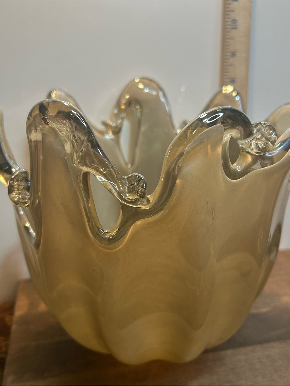 Italian Murano Glass Techniques “Handkerchief” Ruffle Bowl 8” Tall